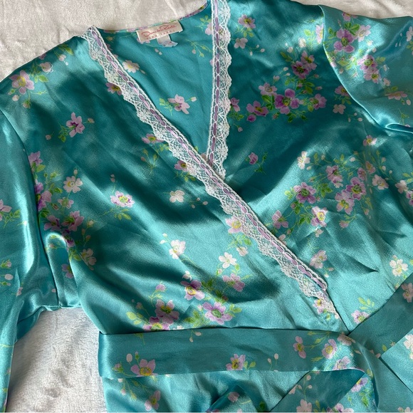 Teal Floral Lace Night Gown Robe - Picture 2 of 8